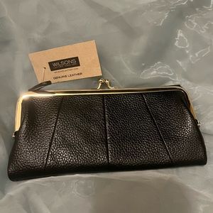 Wilson’s leather brand new wallet with tags